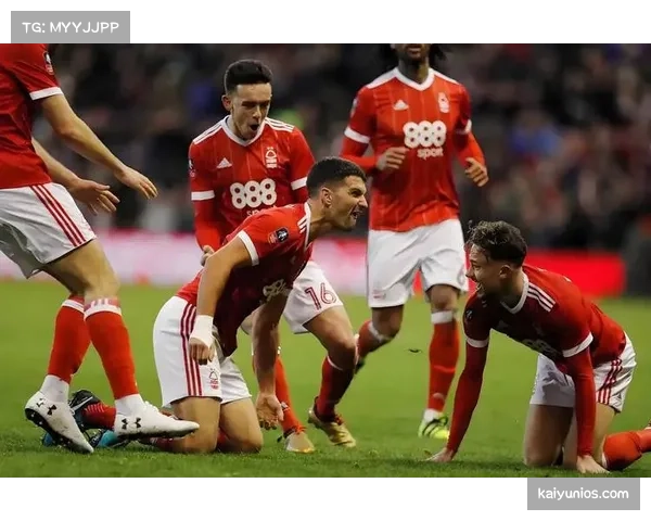 诺丁汉森林主场三球大胜 近六轮四胜保级形势好转